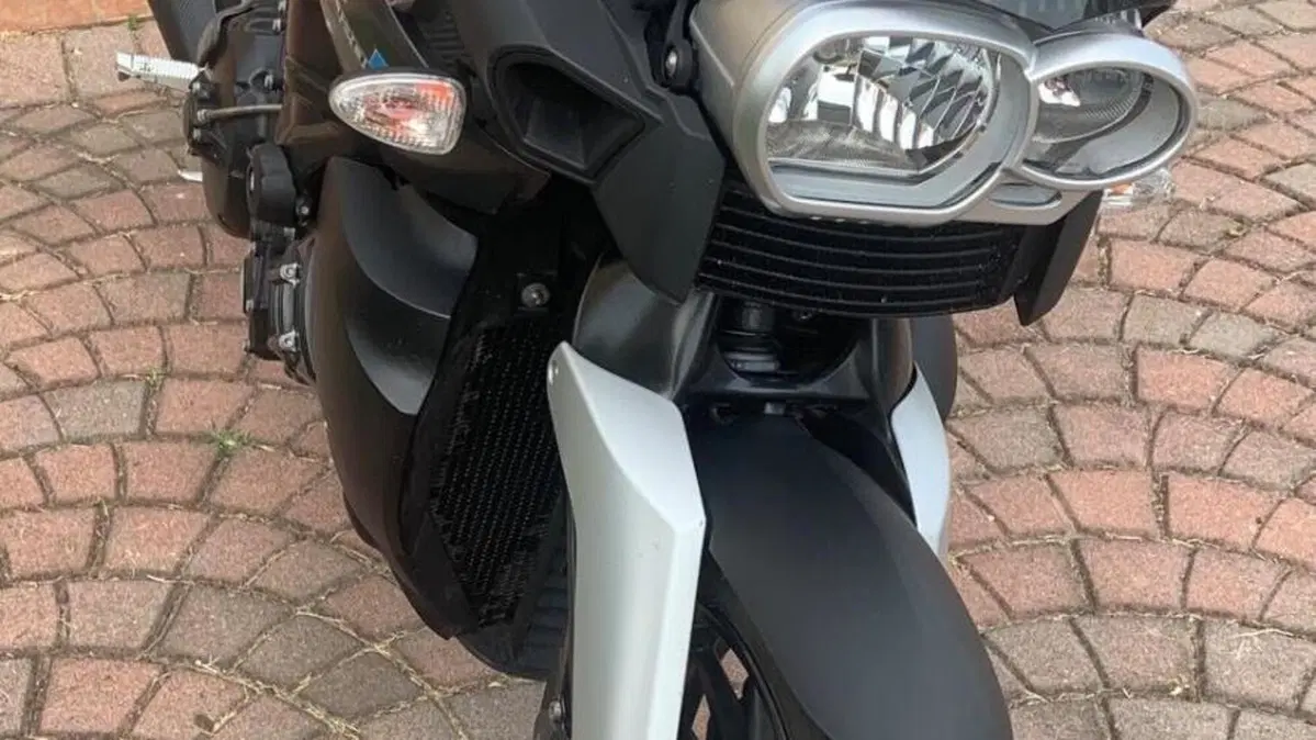 Bmw K 1200 R  (2)