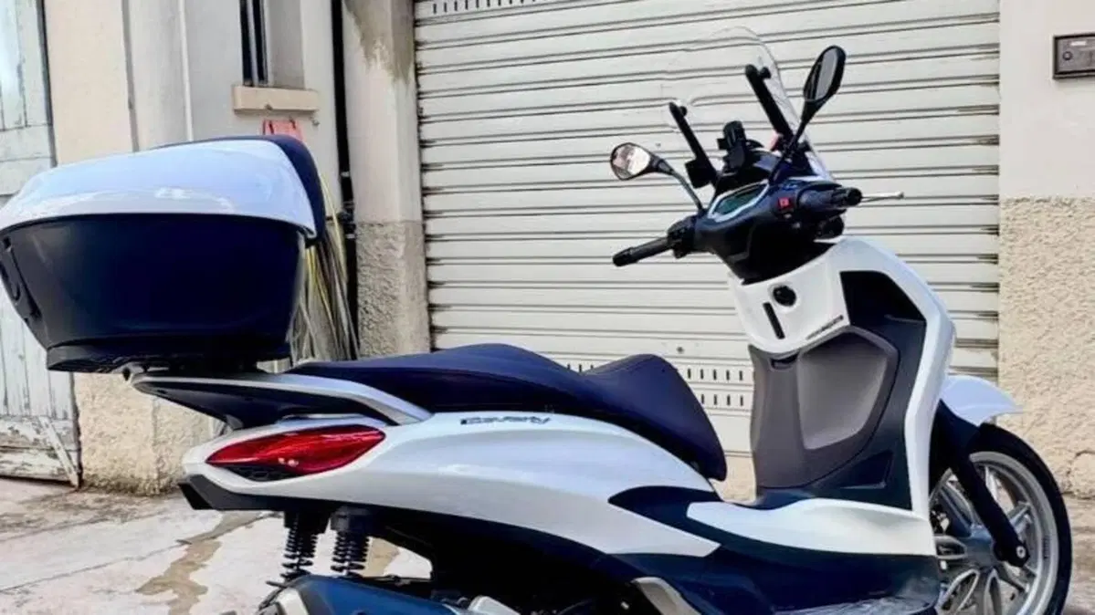 Piaggio Beverly 400 ABS-ASR (2021 - 24)  (3)