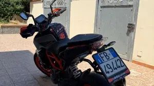 KTM 390 Duke (2021 - 23)  (2)