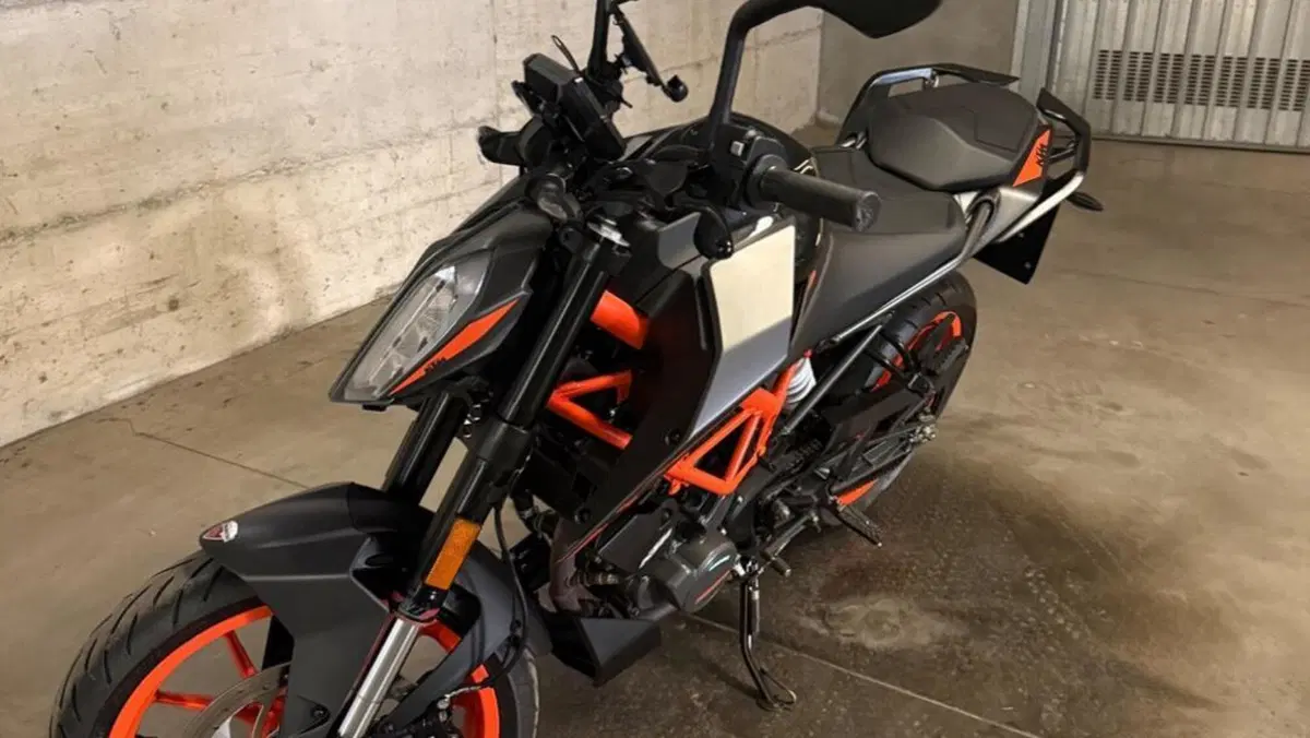 KTM 125 Duke (2021 - 23)  (4)