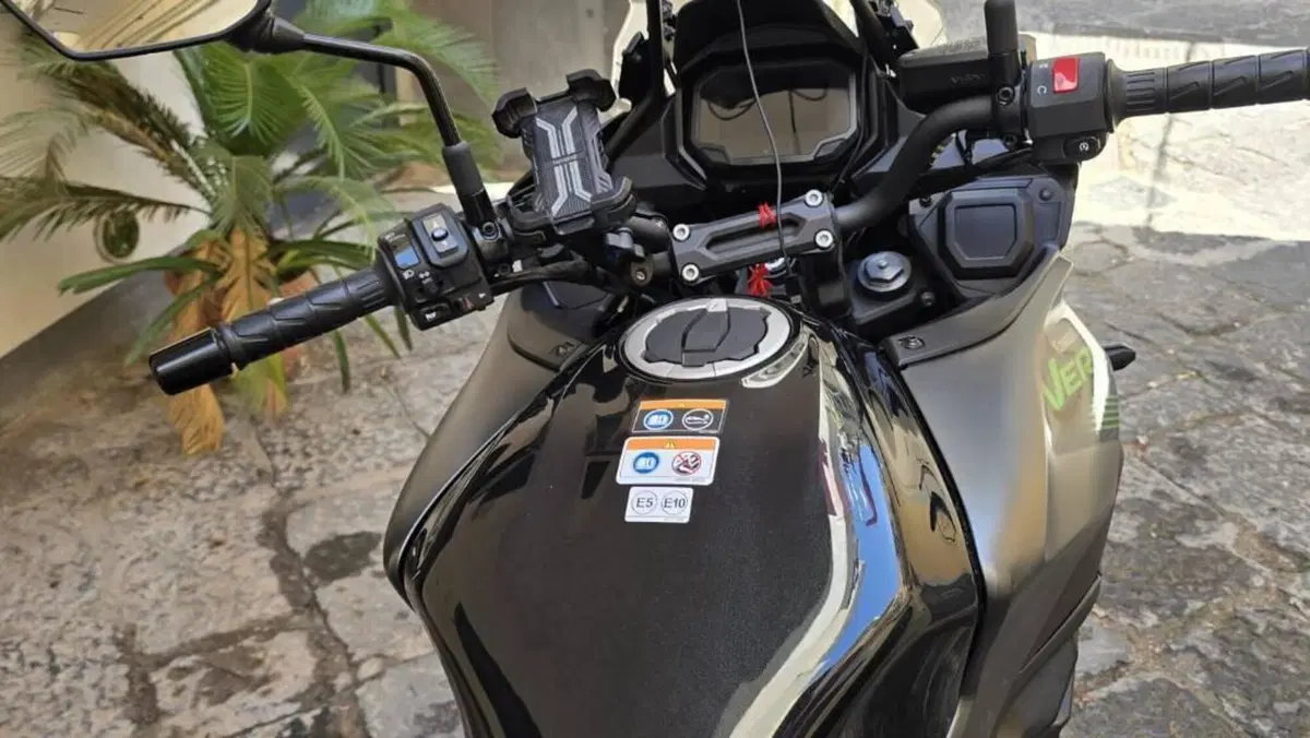 Kawasaki Versys 650 (2025 - 26)  (4)