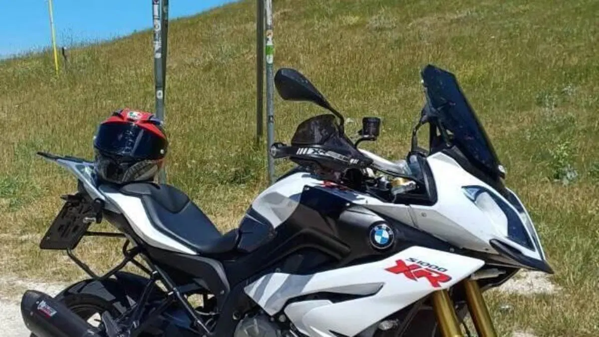 Bmw S 1000 XR (2015 - 16)  (2)