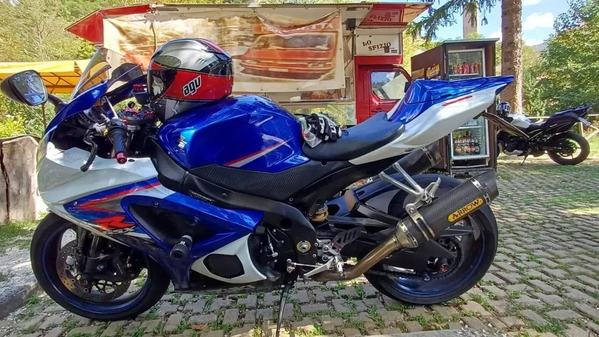 Suzuki GSX-R1000 (2006 - 08)  (2)