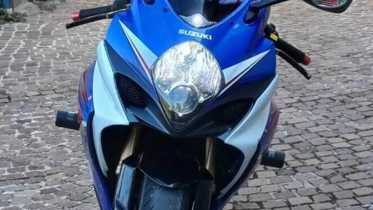Suzuki GSX-R1000 (2006 - 08)  (4)