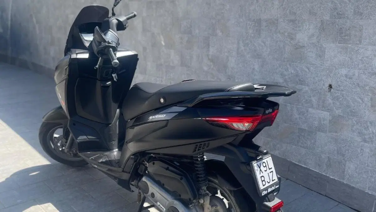 Aprilia SXR 50 (2021 - 26)  (2)