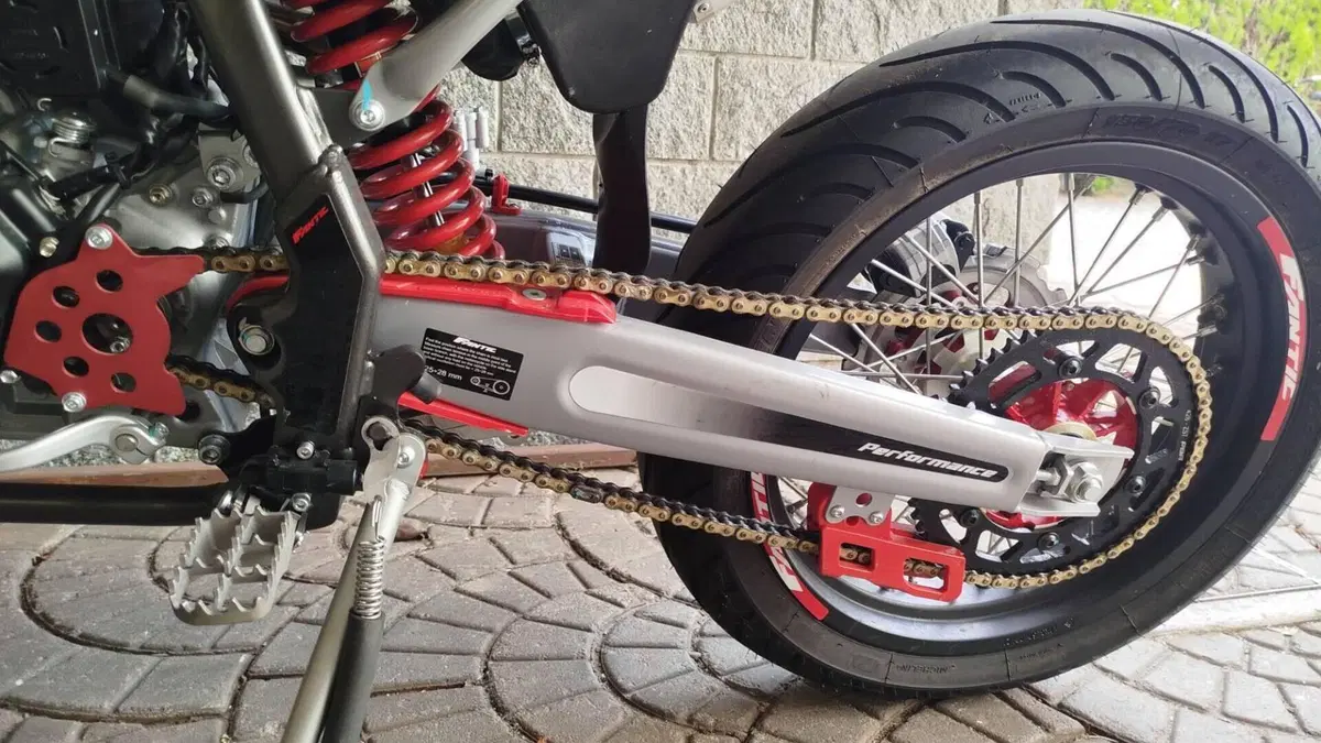 Fantic Motor XMF 125 Motard Competition 4T (2023 - 24)  (3)