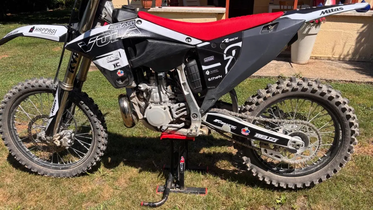 Fantic Motor XX 250 Black Edition 2T (2024)  (6)