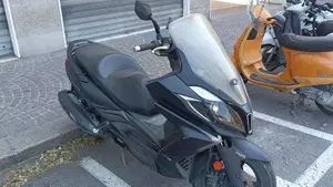 Kymco Downtown 350i ABS (2016 - 20)  (4)