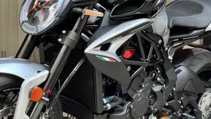 MV Agusta Dragster 800 RR Ottantesimo (2025 - 26)  (9)