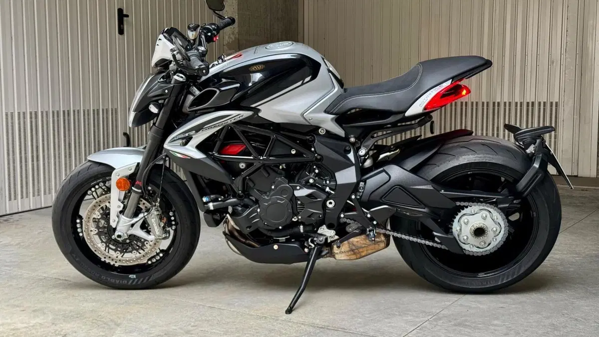 MV Agusta Dragster 800 RR Ottantesimo (2025 - 26)  (13)