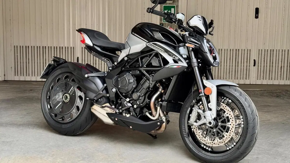 MV Agusta Dragster 800 RR Ottantesimo (2025 - 26)  (18)