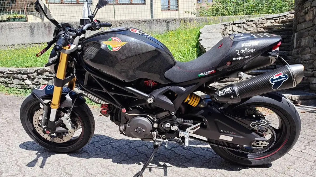 Ducati Monster 696 ABS (2009 - 14)  (5)