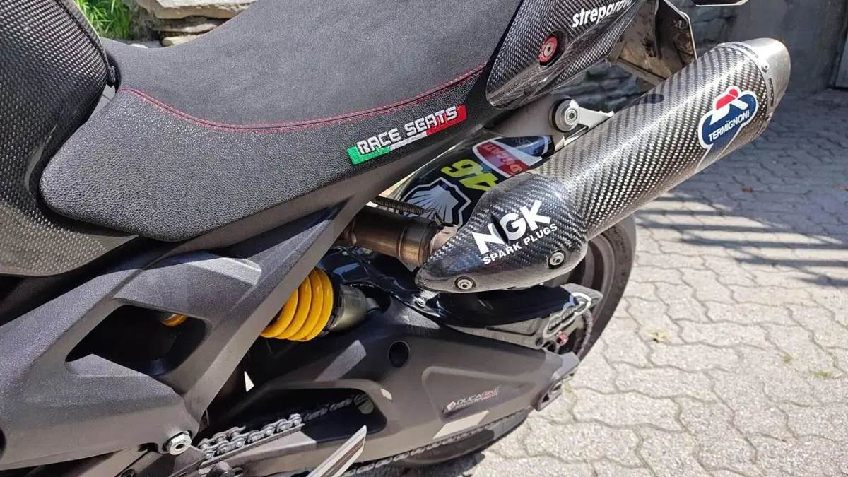 Ducati Monster 696 ABS (2009 - 14)  (7)