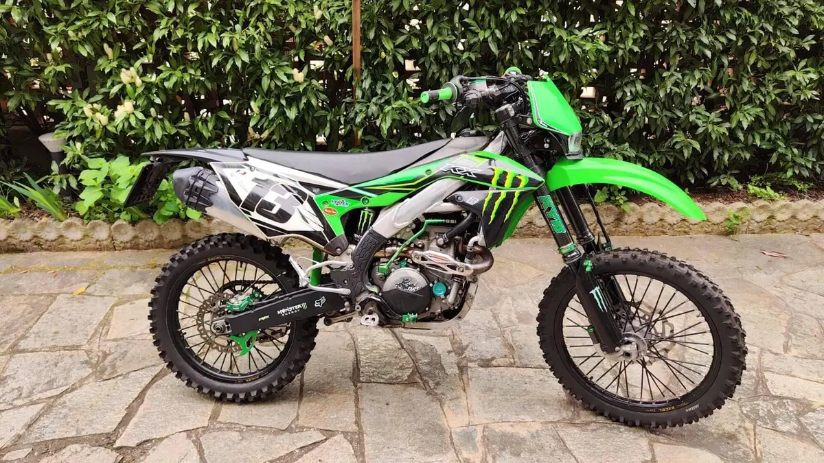 Kawasaki KX450F (2018) 