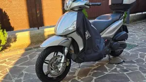Piaggio Beverly 350 ABS (2016 - 20)  (4)