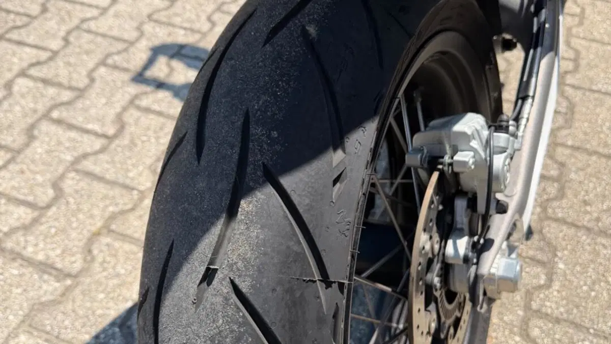 KTM 690 SMC R (2021 - 22)  (6)