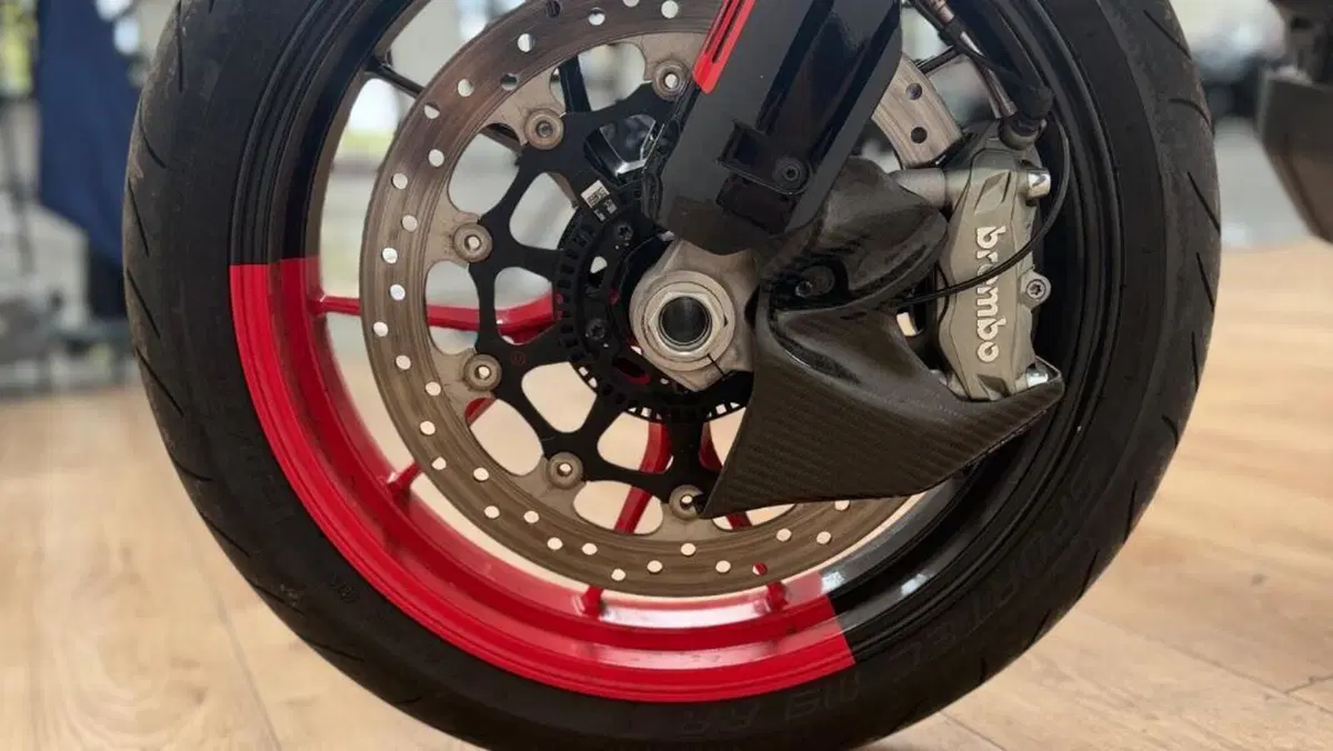 Ducati Hypermotard 698 Mono RVE (2024 - 26)  (5)