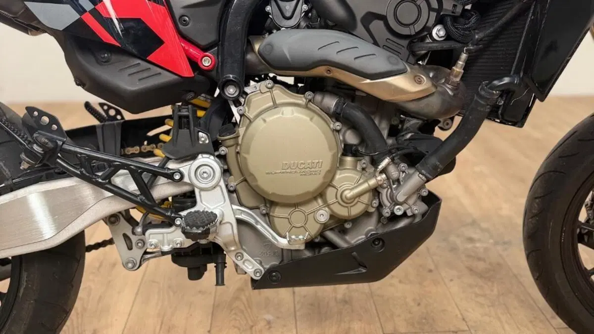 Ducati Hypermotard 698 Mono RVE (2024 - 26)  (6)