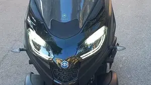 Piaggio MP3 310 Sport (2025 - 26)  (2)