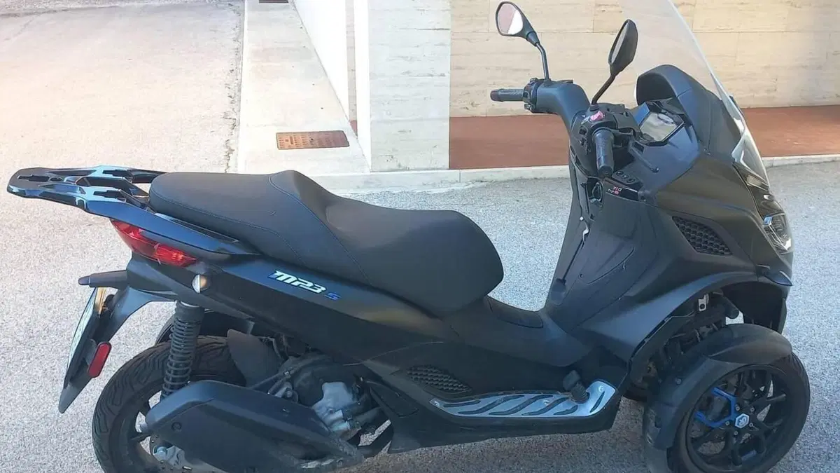 Piaggio MP3 310 Sport (2025 - 26)  (3)