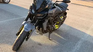 Yamaha MT-09 ABS (2016)  (2)