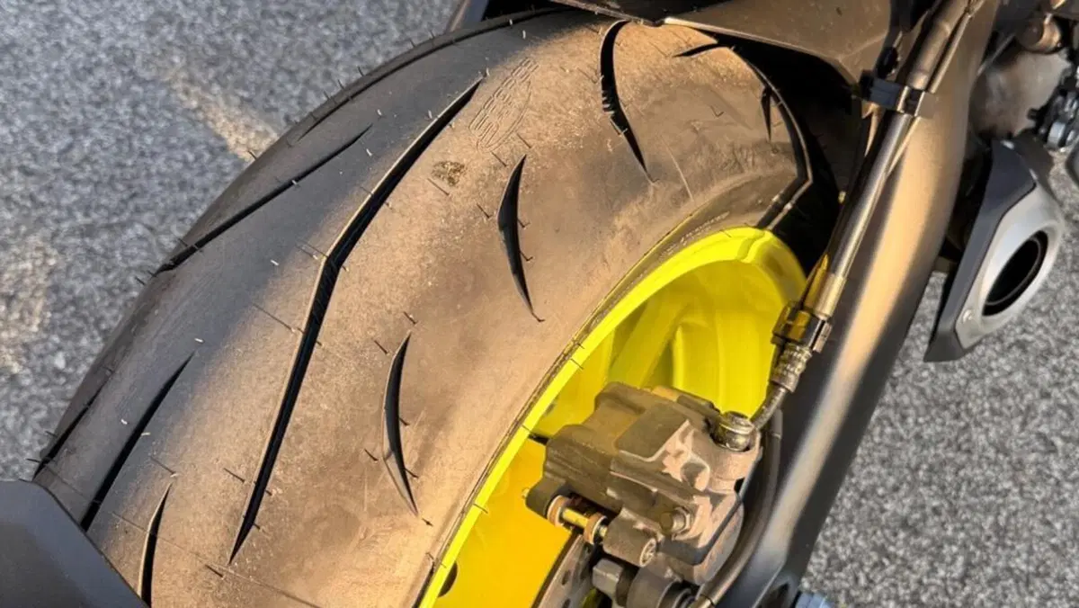 Yamaha MT-09 ABS (2016)  (4)