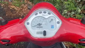 Vespa 50 ET4 (2002 - 06)  (2)