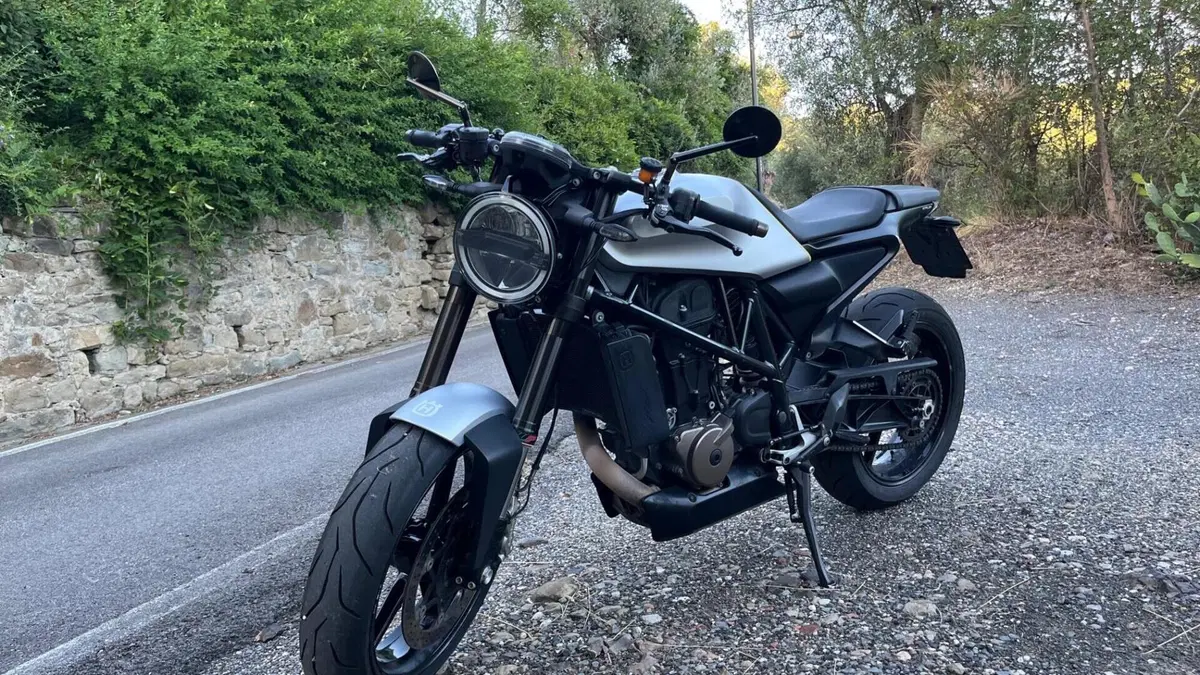 Husqvarna Vitpilen 701 (2018 - 19)  (6)