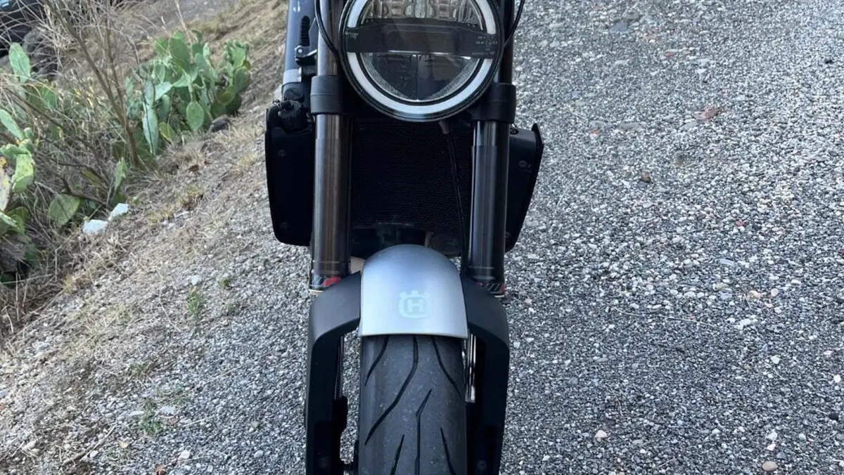 Husqvarna Vitpilen 701 (2018 - 19)  (8)