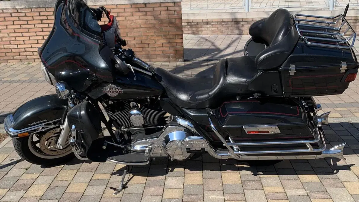 Harley-Davidson 1450 Electra Glide Ultra Classic (2006 - 07) - FLHTCUI 