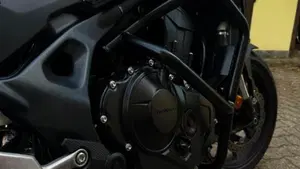 Honda CB 750 Hornet (2025)  (2)