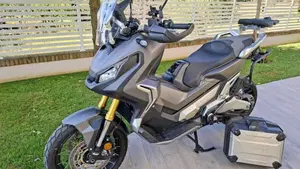 Honda X-ADV 750 (2017)  (2)