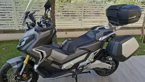 Honda X-ADV 750 (2017)  (3)