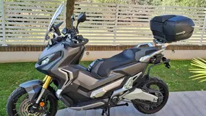 Honda X-ADV 750 (2017)  (9)