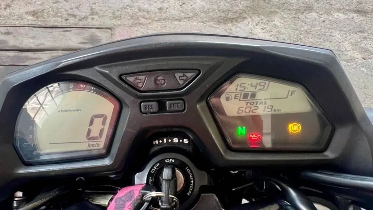 Honda CB 650 F ABS (2014 - 17)  (2)