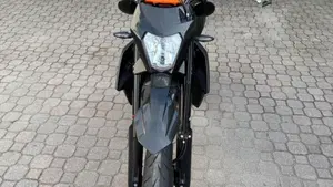 KTM 690 SMC R (2023 - 25)  (4)