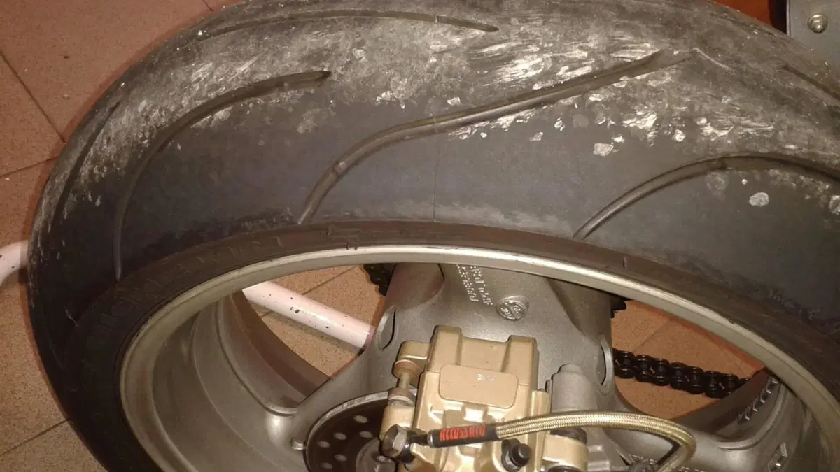 Honda Hornet 600 (2005 - 06)  (3)