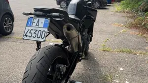 KTM 890 Duke (2021 - 23)  (5)