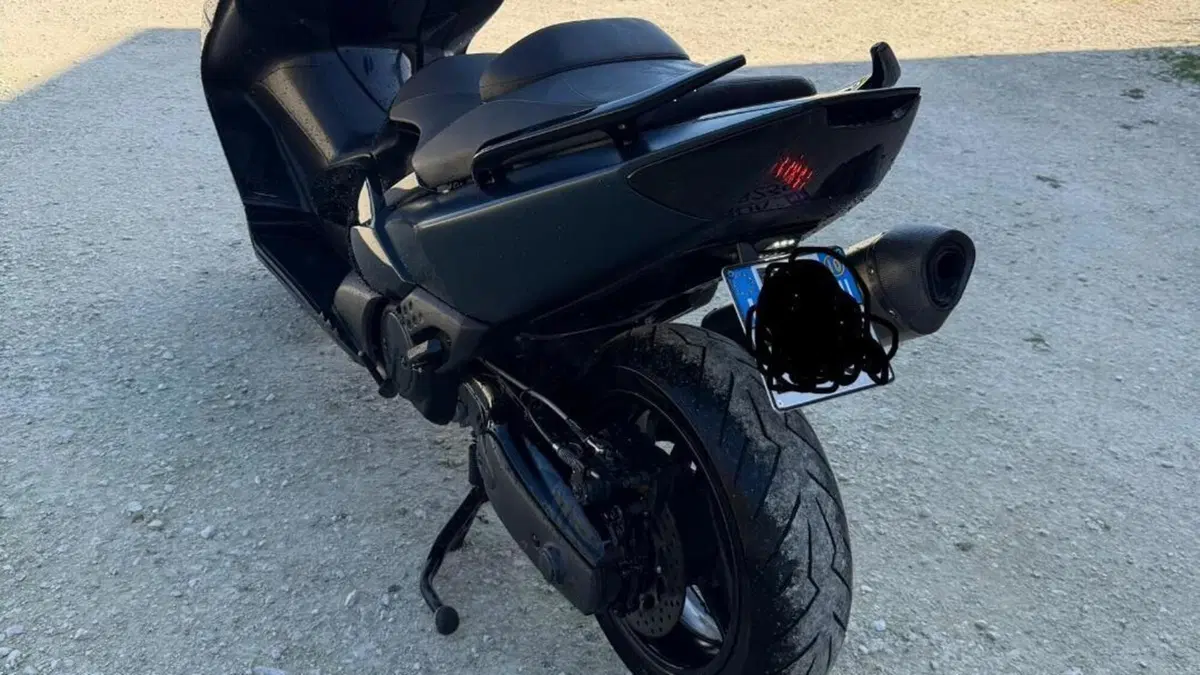 Yamaha T-Max 500 (2008 - 12)  (4)