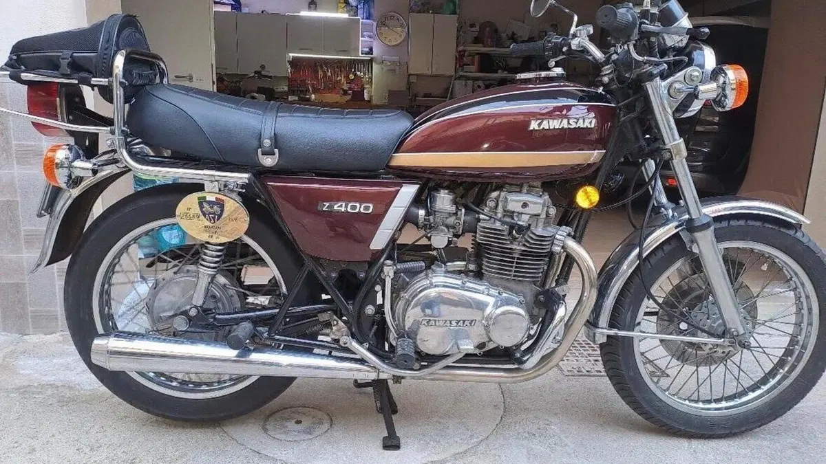Kawasaki   (4)