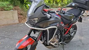 Honda Africa Twin CRF 1100L (2022 - 23)  (3)