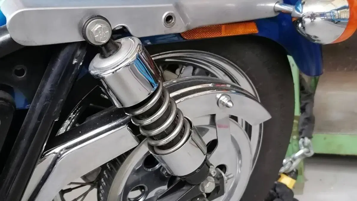 Harley-Davidson   (4)