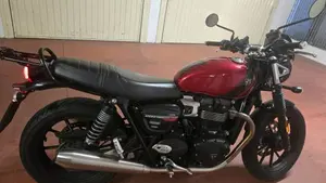 Triumph Speed Twin 900 (2023 - 24)  (2)
