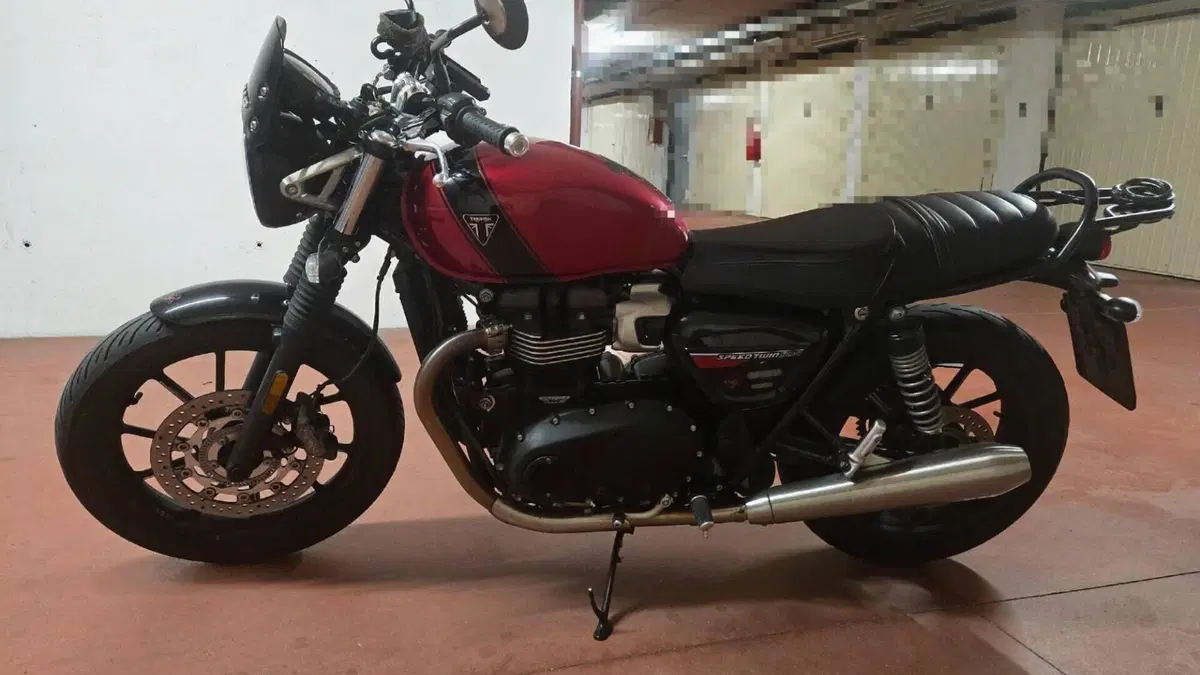 Triumph Speed Twin 900 (2023 - 24)  (8)