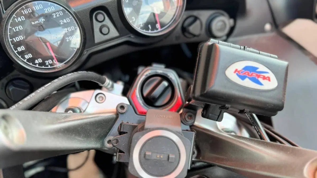 Kawasaki GTR 1400 (2007 - 09)  (9)