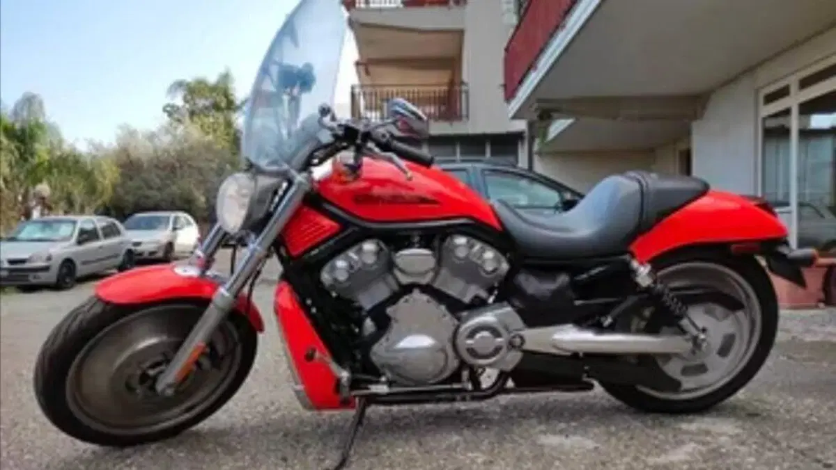 Harley-Davidson 1130 V-Rod (2002 - 05) - VRSCA  (3)