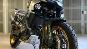 CFMOTO 800MT Touring (2022 - 26) usata