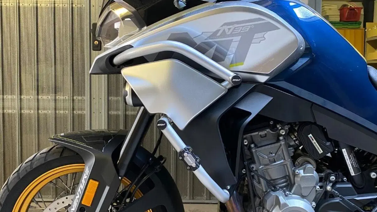 CFMOTO 800MT Touring (2022 - 26)  (2)
