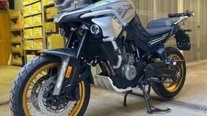 CFMOTO 800MT Touring (2022 - 26)  (5)