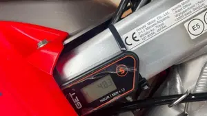 Honda CRF 250R (2023) 